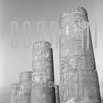 20-04-2007 Egypte.

[keywords]Black & White Image, Pillars, Hieroglyph[/keywords]